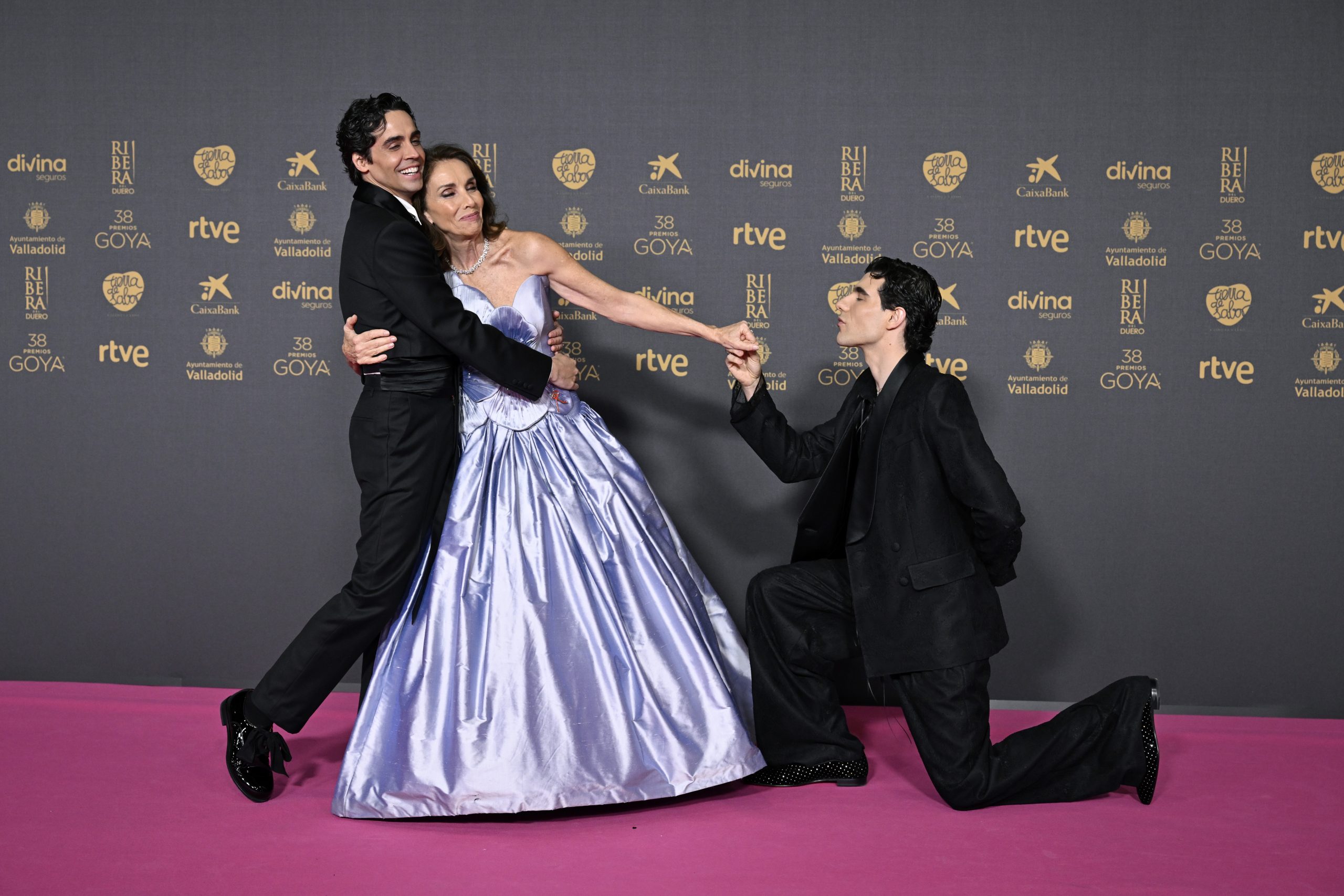 Javier Ambrossi, Javier Calvo y Ana Belén