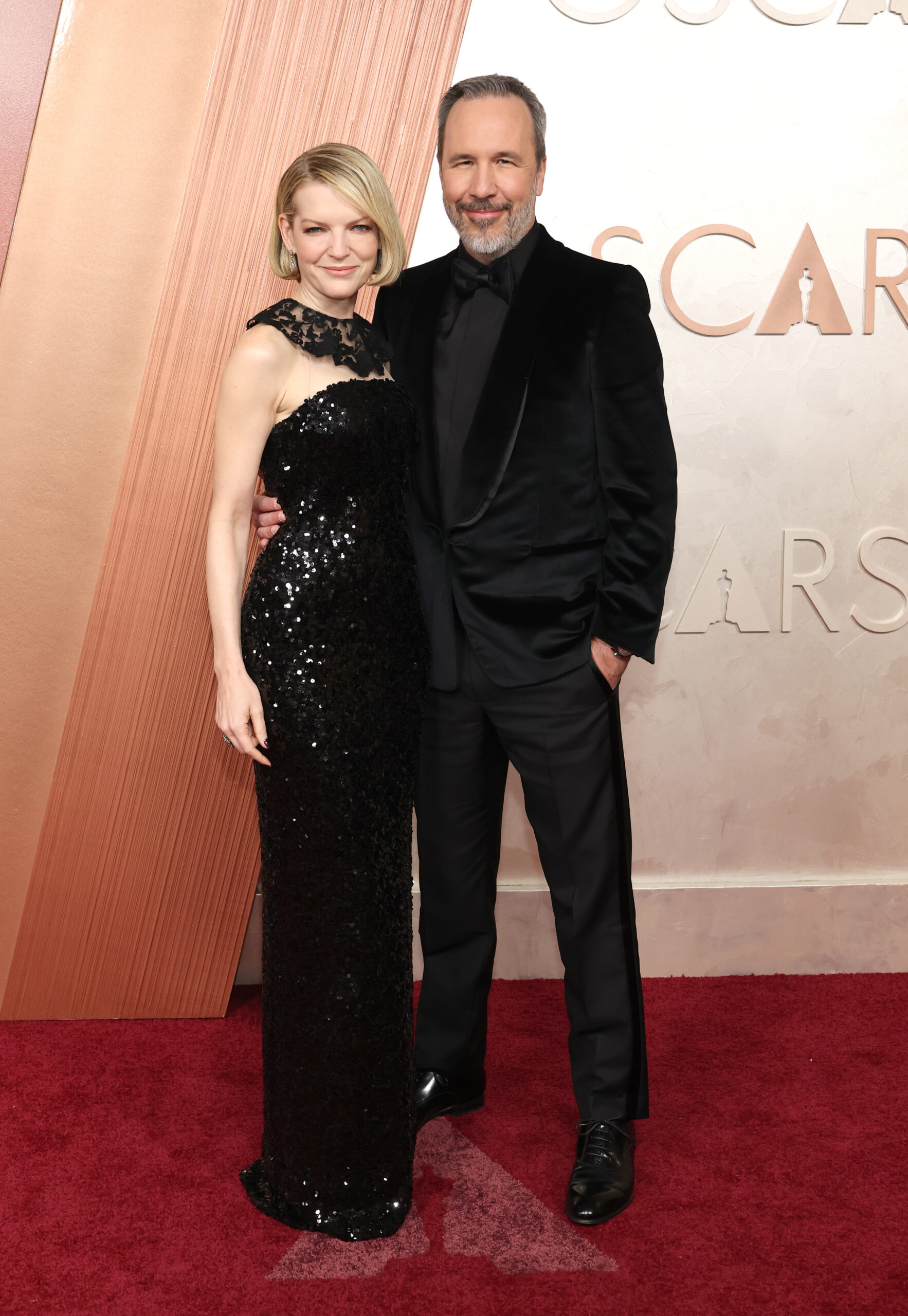 Premios Oscar 2025 alfombra roja Whoopi Goldberg Tanya Lapointe y Denis Villeneuve